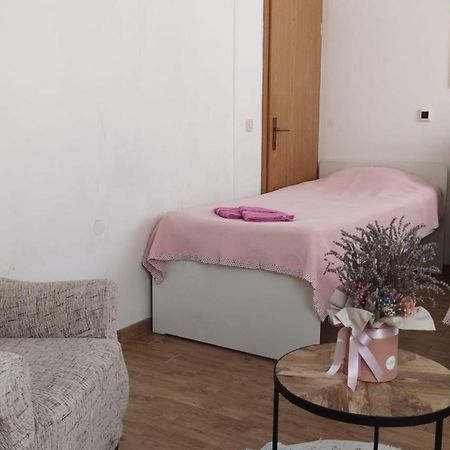 Apartmani Luna Baška Voda Buitenkant foto