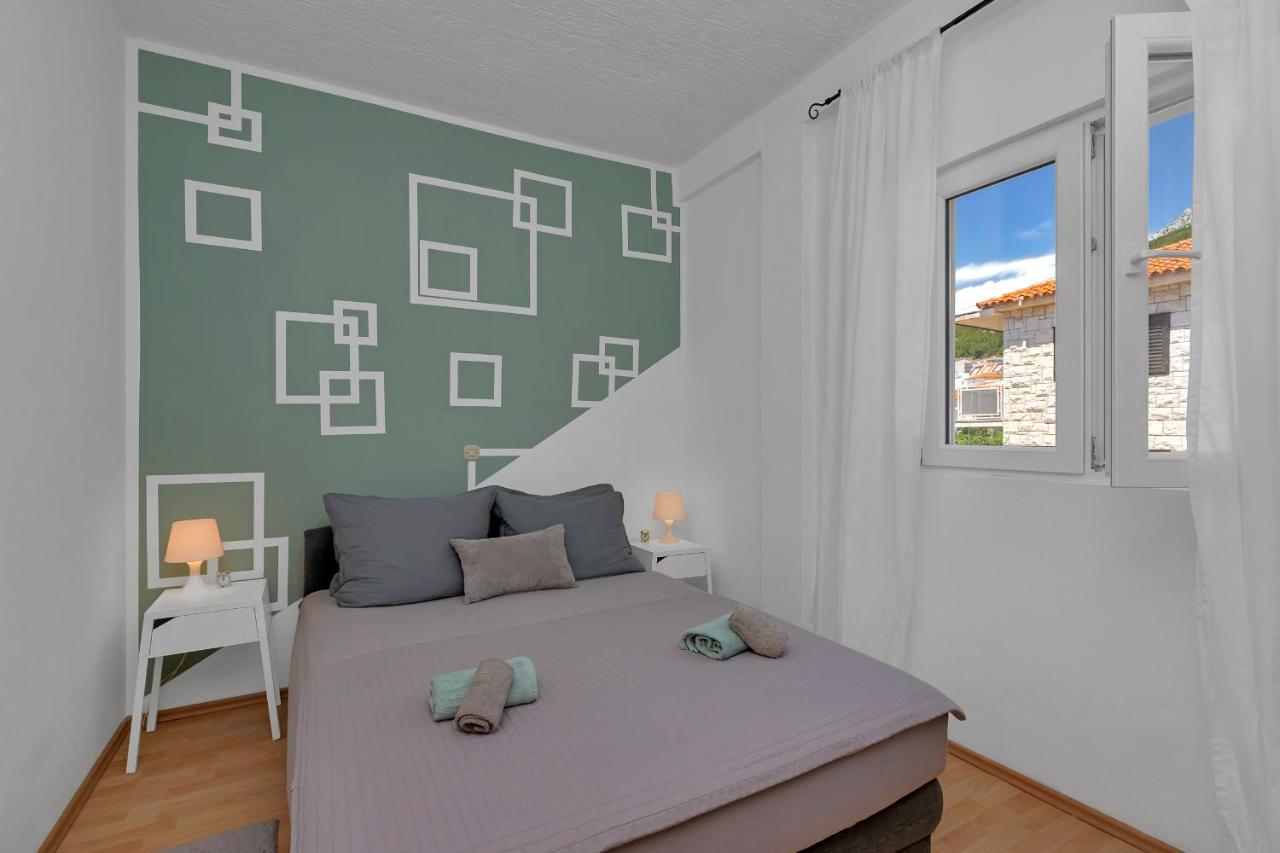 Apartmani Luna Baška Voda Buitenkant foto