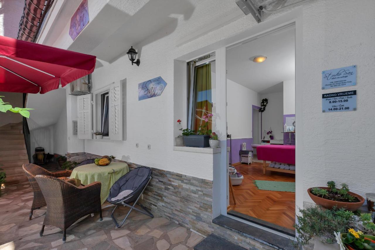 Apartmani Luna Baška Voda Buitenkant foto