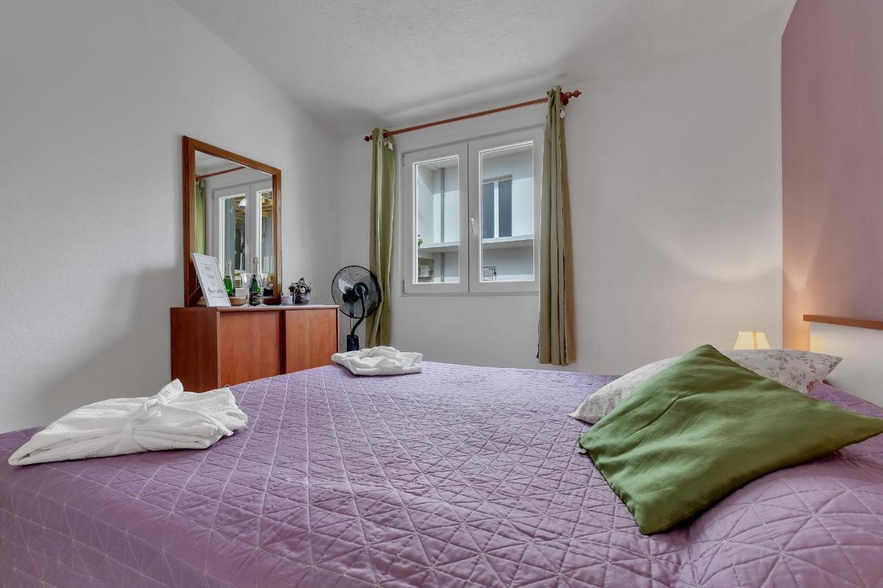 Apartmani Luna Baška Voda Buitenkant foto