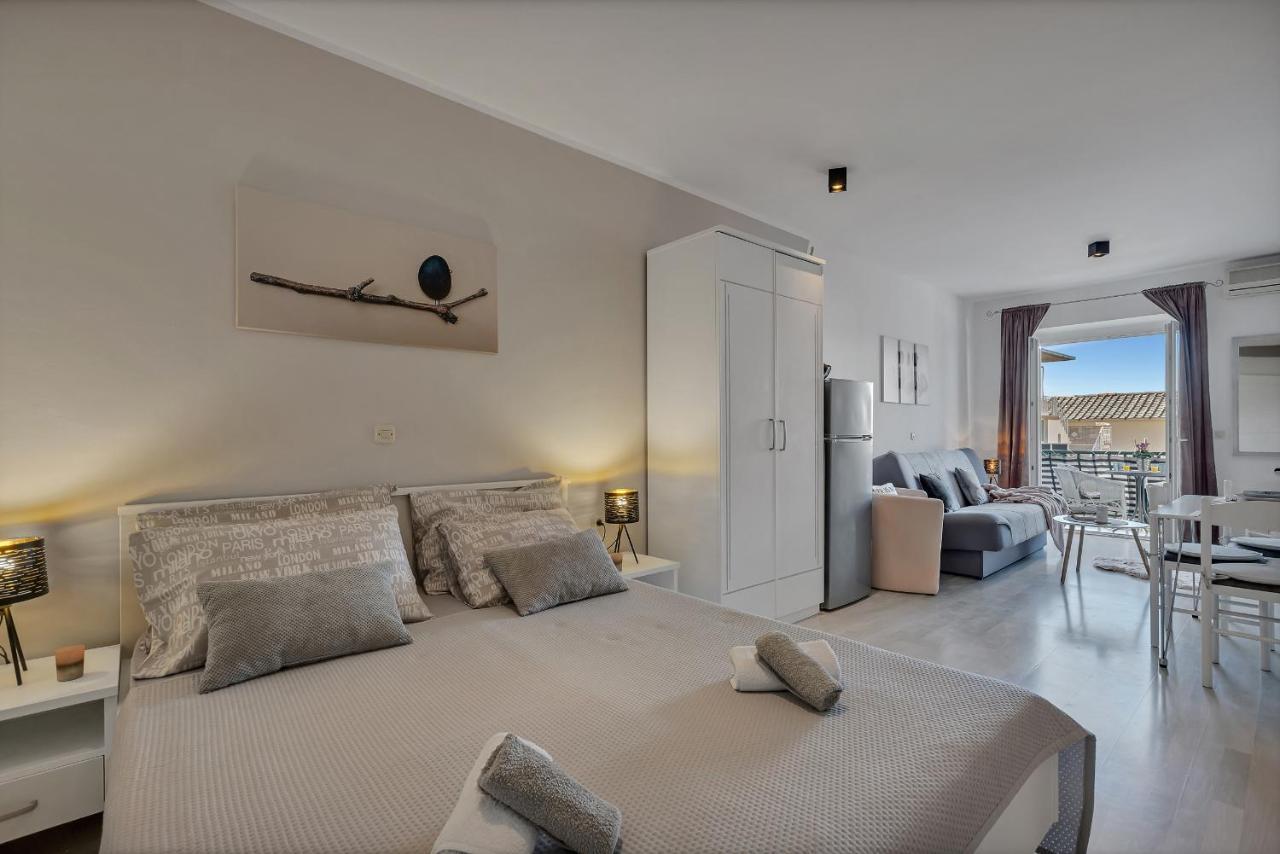 Apartmani Luna Baška Voda Buitenkant foto